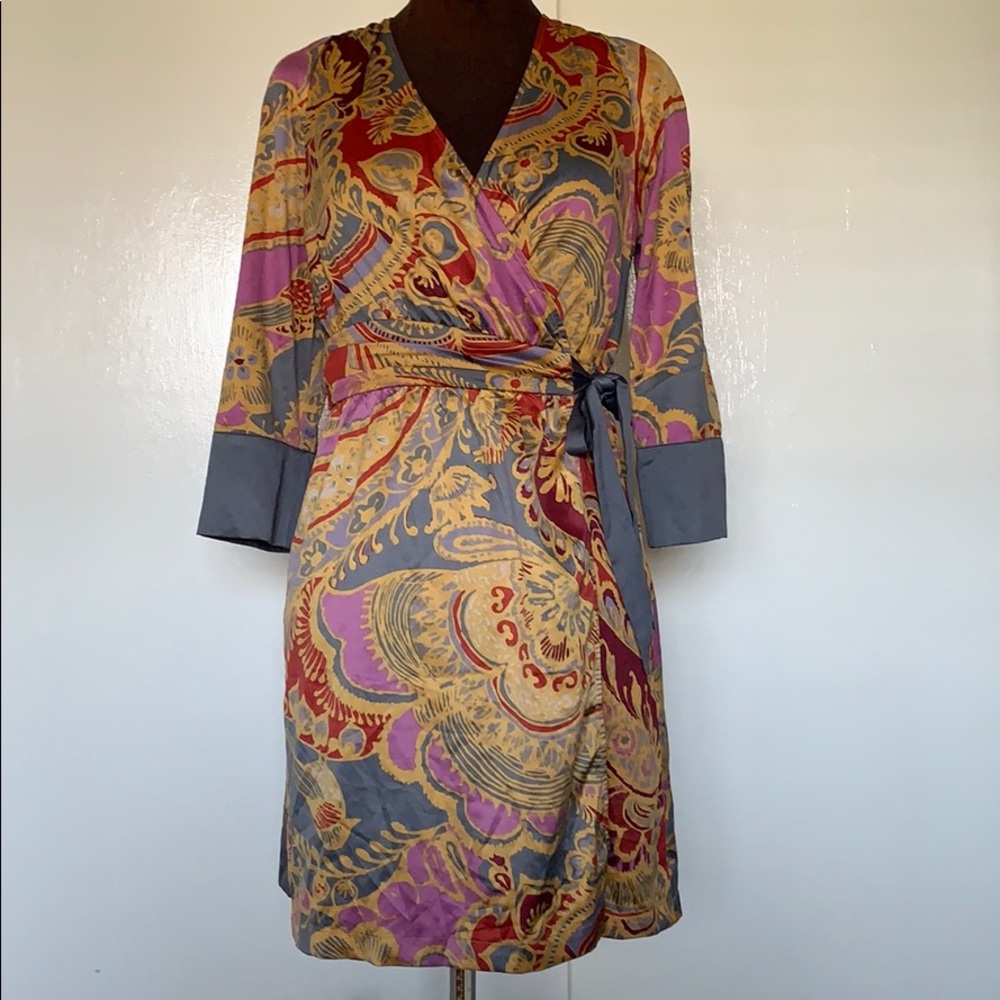 Anthropologie lilka cross front robe kimono dress